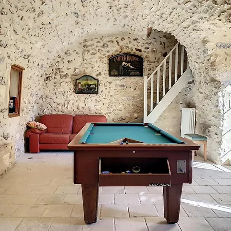 Villa Accent Immobilier - Mas Des Pelerins, Piscine, 13 Pers Eygalieres (Bouches-du-Rhone)