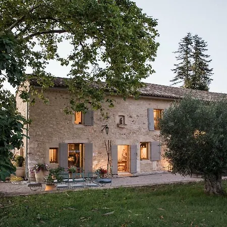 Villa Accent Immobilier - Mas Des Pelerins, Piscine, 13 Pers Eygalieres (Bouches-du-Rhone)