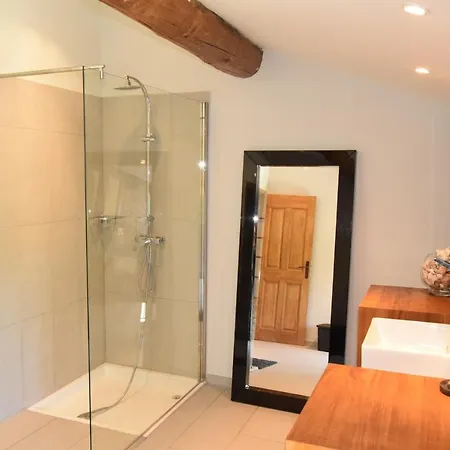 Accent Immobilier - Mas Des Pelerins, Piscine, 13 Pers Villa