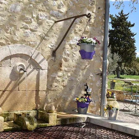 Accent Immobilier - Mas Des Pelerins, Piscine, 13 Pers Villa *