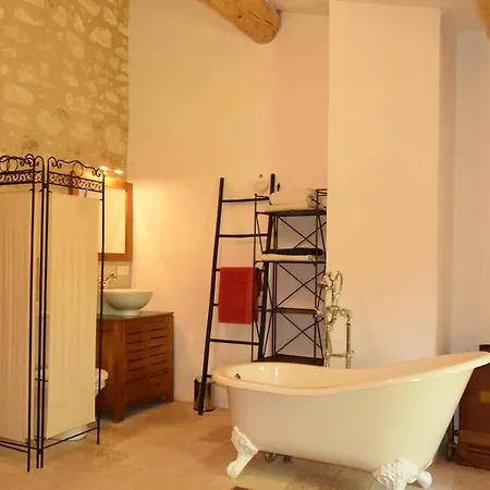 Accent Immobilier - Mas Des Pelerins, Piscine, 13 Pers